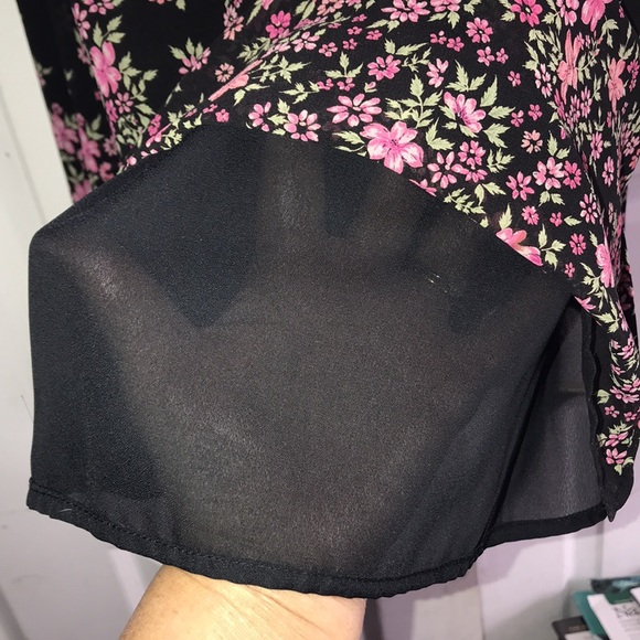 Women’s Semi-Sheer Floral Skirt - Picture 5 of 9